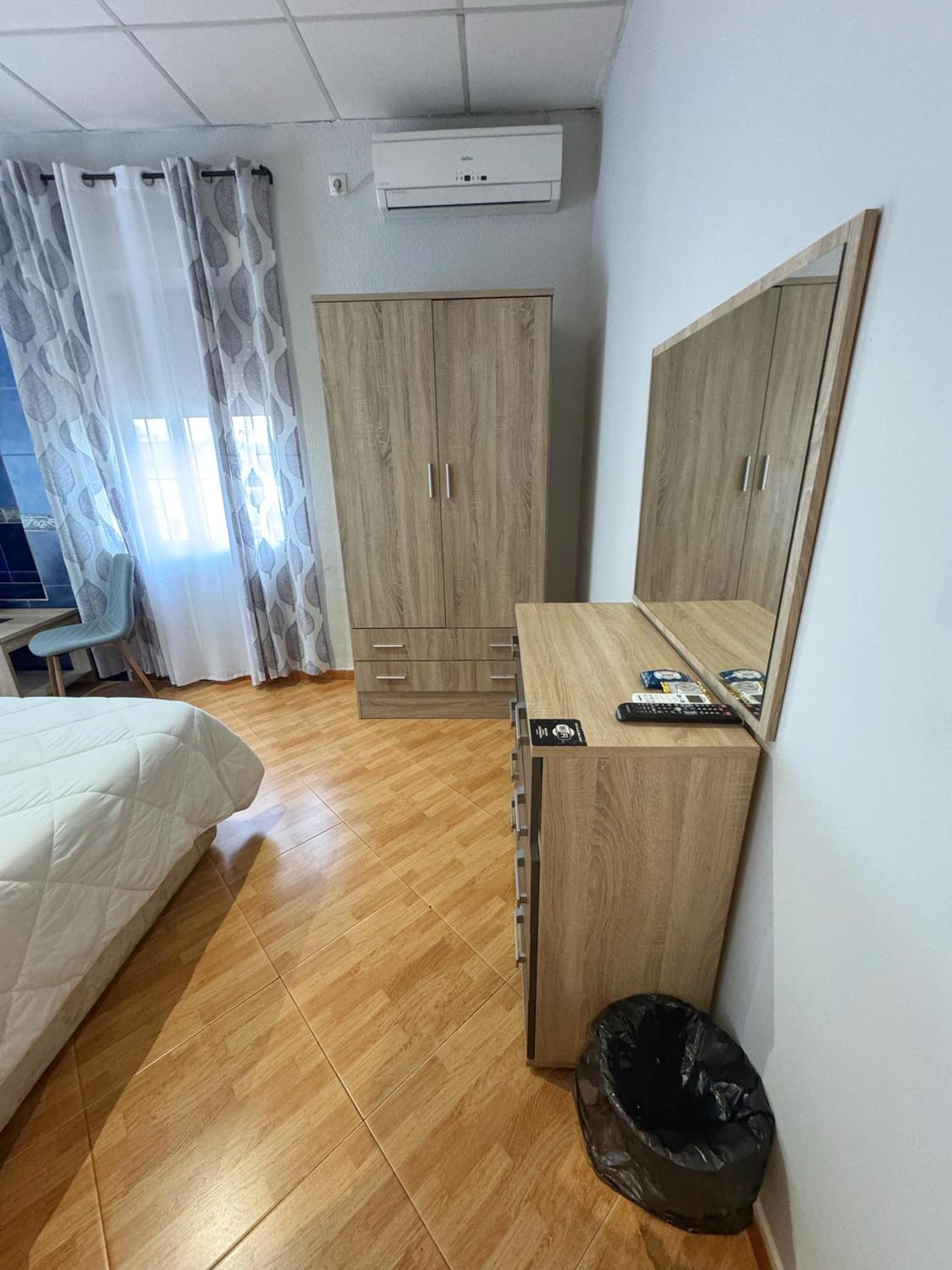 Hostal El Brillante - Alojamientos El Duque Cordoba Luaran gambar